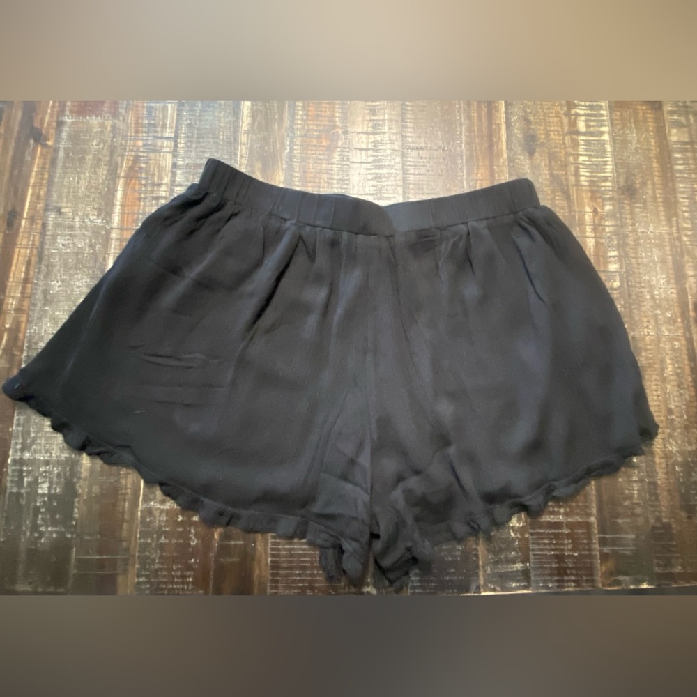 NWT Umgee Black Elastic Waist Shorts with Colorful Floral Embroidery - Picture 8 of 8